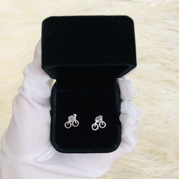 925 Minimalist Bike Earrings - Picture 3 of 4
